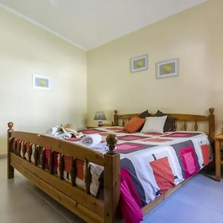 Casa Palmeira Vakantiehuis *